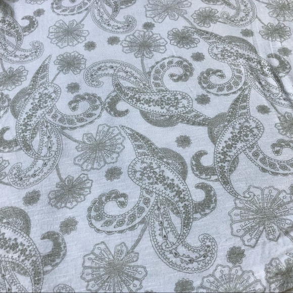 Chico’s EASYWEAR Top Size 1 Paisley - Picture 11 of 11